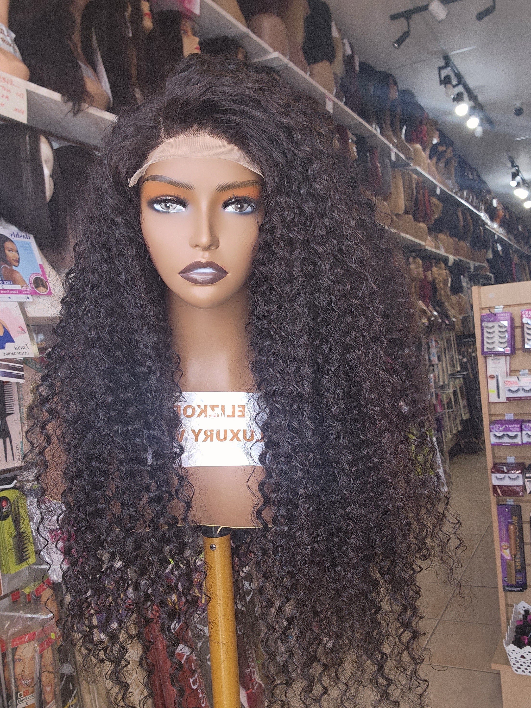 DUCHESS CURLS GLUELESS WIG 5x5 HD LACE 28