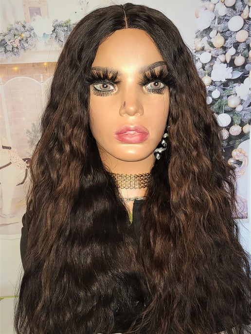 Lucy Wavy Wig. ( Ready to ship) 24”
